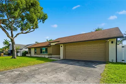 8340 SW 27th Place, Davie, FL 33328 - Photo 1