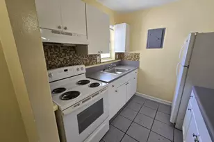 13695 NE 3rd Ct, North Miami, FL 33161 - Photo 1