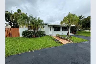 2417 NE 15th Avenue, Pompano Beach, FL 33064 - Photo 1