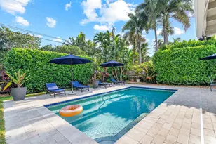 1915 NE 18th St, Fort Lauderdale, FL 33305 - Photo 1