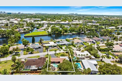 261 SW 18th Court, Pompano Beach, FL 33060 - Photo 1