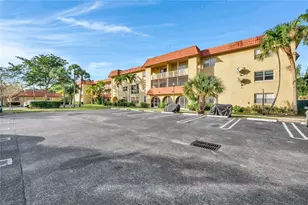 10762 La Placida Dr, Coral Springs, FL 33065 - Photo 1
