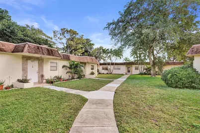 439 SW Natura Avenue #A, Deerfield Beach, FL 33441 - Photo 1