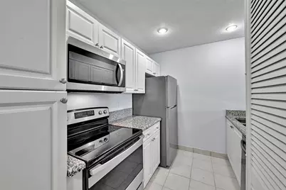 906 Twin Lakes Drive #8-j, Coral Springs, FL 33071 - Photo 1