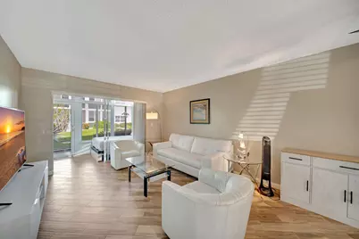1461 S Ocean Boulevard #110, Lauderdale by the Sea, FL 33062 - Photo 1