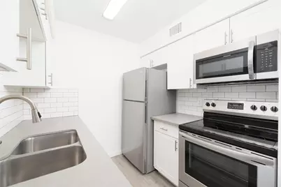1401 NE 17th Court #207, Fort Lauderdale, FL 33305 - Photo 1