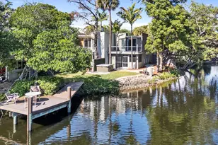700 Kensington Pl, Wilton Manors, FL 33305 - Photo 1