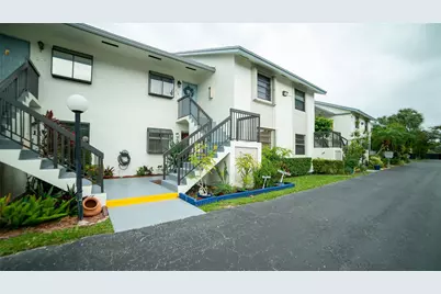 1001 SE 6th Avenue #D118, Deerfield Beach, FL 33441 - Photo 1