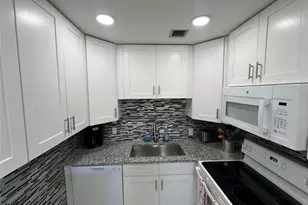62 Farnham C, Deerfield Beach, FL 33442 - Photo 1