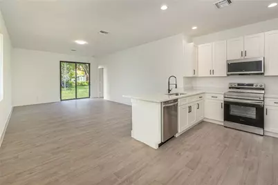 1605 N 23rd Street, Fort Pierce, FL 34950 - Photo 1