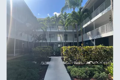 1930 Jackson Street #10, Hollywood, FL 33019 - Photo 1
