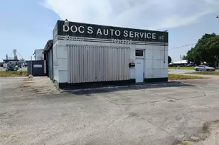 805 N Parrott Ave, Okeechobee, FL 34972 - Photo 1