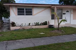 232 SW 10th St, Hallandale Beach, FL 33009 - Photo 1