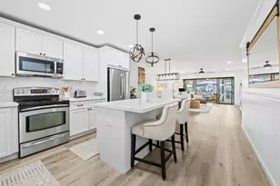 2400 NE 36th St, Lighthouse Point, FL 33064 - Photo 1