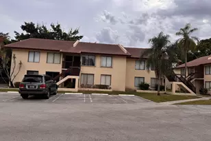 2526 Riverside Dr, Coral Springs, FL 33065 - Photo 1