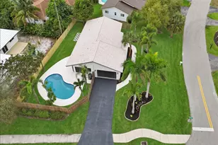 518 Linnet Cir, Delray Beach, FL 33444 - Photo 1