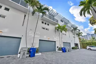 3266 NE 15th St, Pompano Beach, FL 33062 - Photo 1