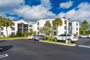 210 Lake Pointe Dr, Oakland Park, FL 33309 - Photo 1