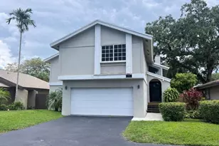 4104 N 49th Ave, Hollywood, FL 33021 - Photo 1