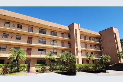 10467 S Sunrise Lakes Boulevard #310, Sunrise, FL 33322 - Photo 1