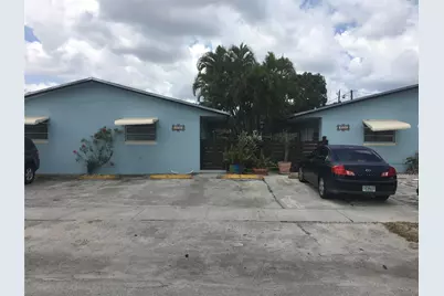 2220 N 19th Avenue #7, Hollywood, FL 33020 - Photo 1