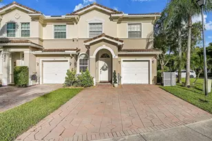 81 Legacy Ct, Delray Beach, FL 33445 - Photo 1
