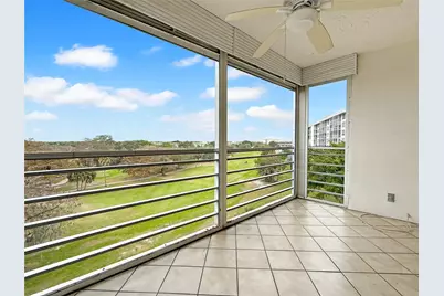 605 Oaks Drive #703, Pompano Beach, FL 33069 - Photo 1