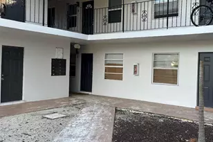 600 NE 46th Ct, Oakland Park, FL 33334 - Photo 1