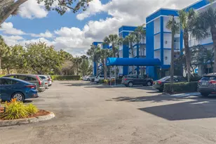 4734 Lucerne Lakes Blvd, Lake Worth, FL 33467 - Photo 1