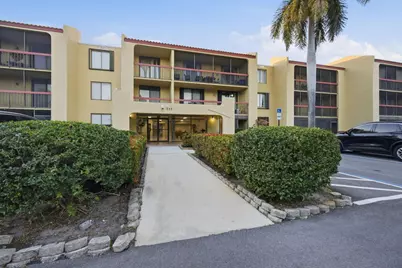 737 SE 1st Way #205, Deerfield Beach, FL 33441 - Photo 1