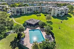 9355 SW 8th St, Boca Raton, FL 33428 - Photo 1