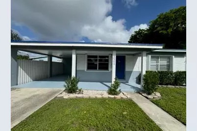 221 SW 68th Avenue, Pembroke Pines, FL 33023 - Photo 1