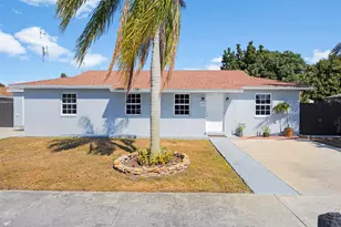 1209 W Broward St, Lantana, FL 33462 - Photo 1