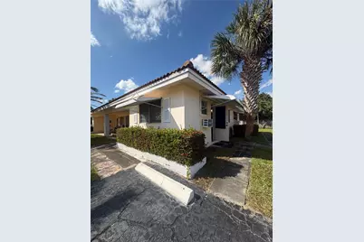 2709 NE 32nd Street #2, Fort Lauderdale, FL 33306 - Photo 1