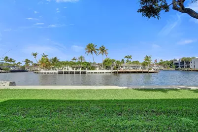 711 SE 7th Avenue #4, Pompano Beach, FL 33060 - Photo 1