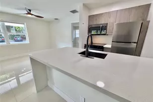 924 NE 17th Terrace, Fort Lauderdale, FL 33304 - Photo 1