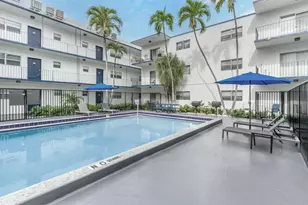 5525 SW 41st St, Pembroke Pines, FL 33023 - Photo 1