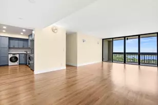 2400 Presidential Way, West Palm Beach, FL 33401 - Photo 1