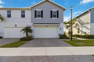 4898 N Longwood Lake Square, Loxahatchee, FL 33470 - Photo 1