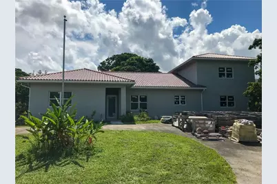 5255 Thoroughbred Lane, Fort Lauderdale, FL 33330 - Photo 1