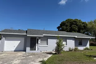 4002 Ave Q, Fort Pierce, FL 34947 - Photo 1