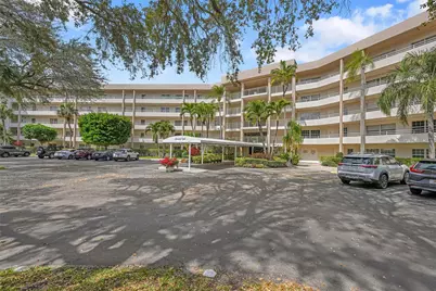 3960 Oaks Clubhouse Drive #407, Pompano Beach, FL 33069 - Photo 1