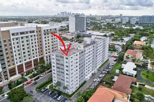 2555 NE 11th St, Fort Lauderdale, FL 33304 - Photo 31