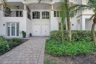 1614 NE 9th St, Fort Lauderdale, FL 33304 - Photo 1