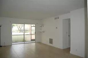 622 NW 13th St, Boca Raton, FL 33486 - Photo 1