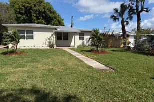 141 SE 7th Ave, Boynton Beach, FL 33435 - Photo 1
