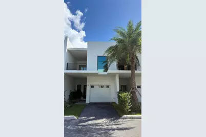 2526 Pierce Street #6, Hollywood, FL 33020 - Photo 1