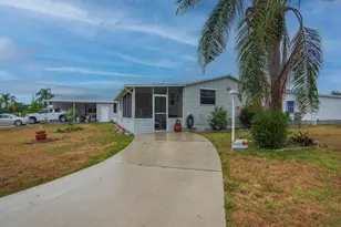 471 Tropical Isles Cir, Fort Pierce, FL 34982 - Photo 1