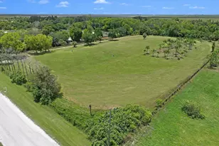 16495 Hollow Tree Ln, Wellington, FL 33470 - Photo 1