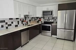 804 Cypress Grove Ln, Pompano Beach, FL 33069 - Photo 1